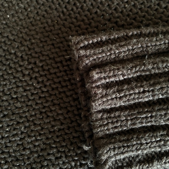 H&M Oversized Knit Sweater - Picture 5 of 5